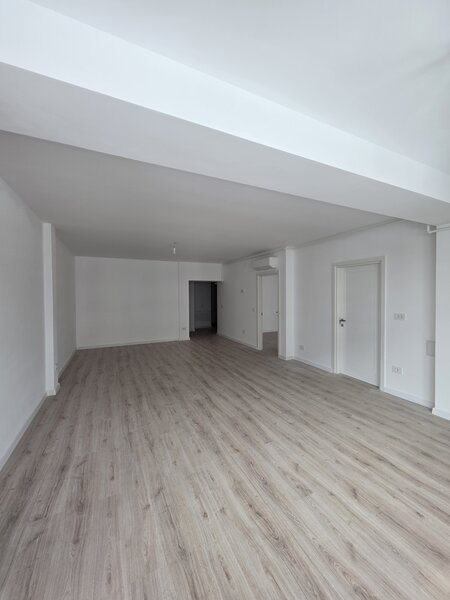 Bulevardul Pipera, Ivori Residence,